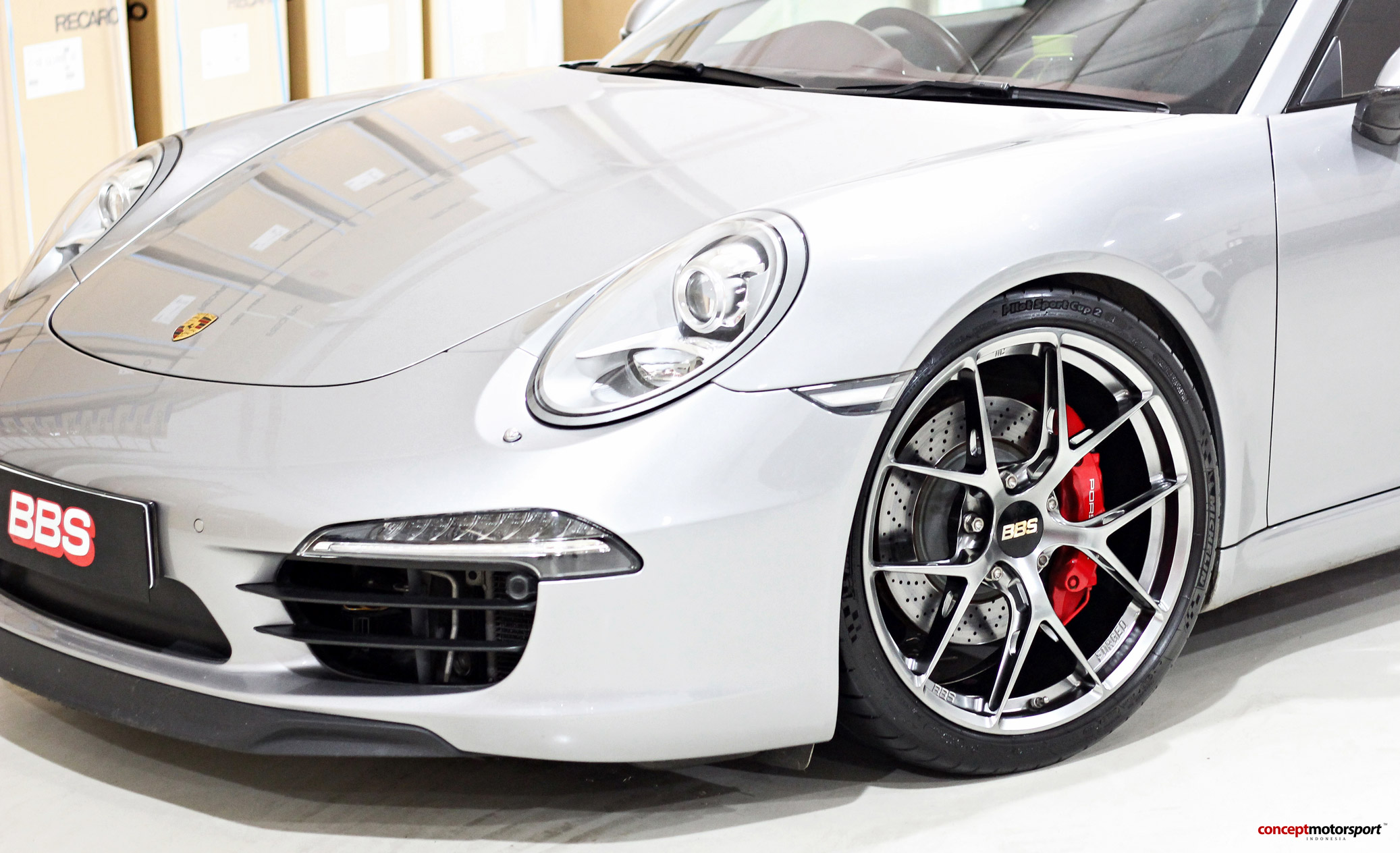 PORSCHE CARRERA S