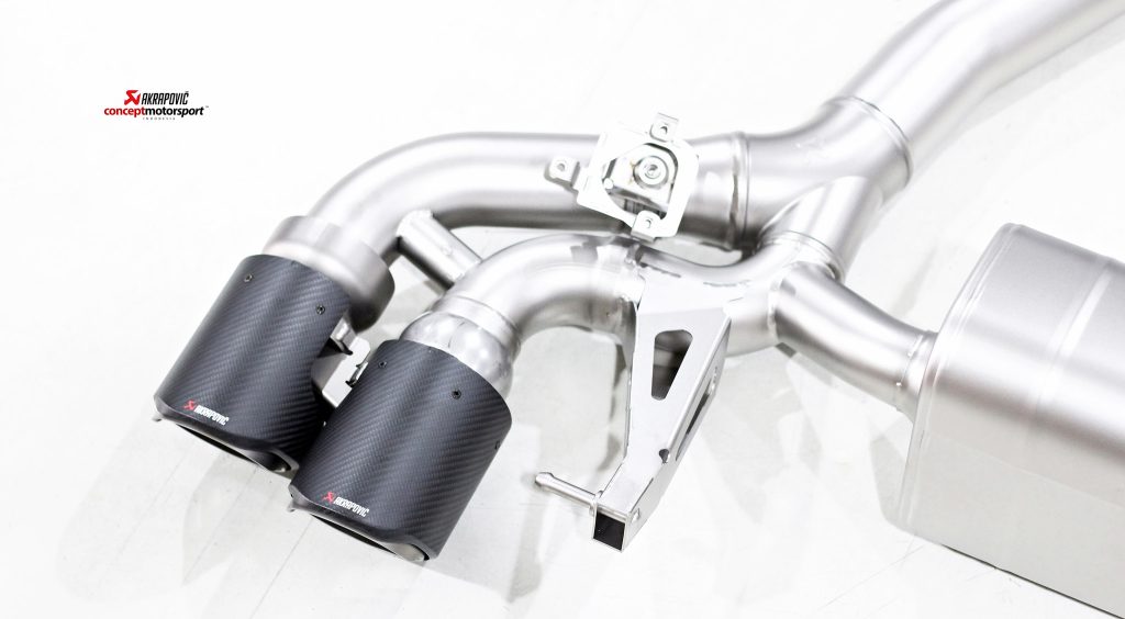 Akrapovic Evolution Line ( Titanium )