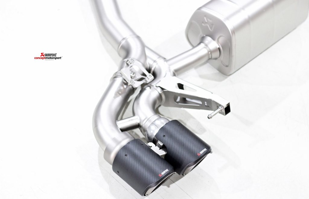 Akrapovic Evolution Line ( Titanium )