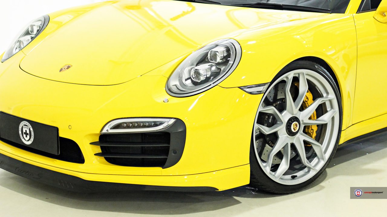 911